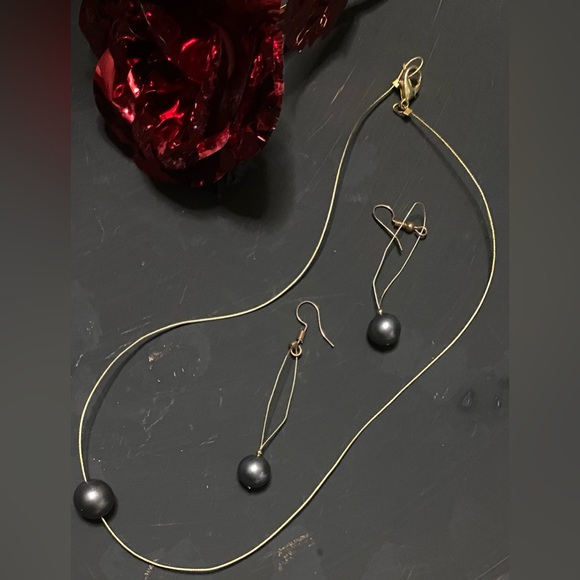 🖤TAHITAN PEARLS, Gold chain and earrings🖤 - Picture 12 of 13